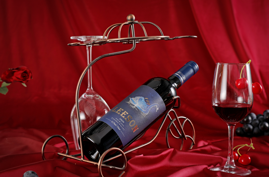 雲倉酒莊的品牌雷盛紅酒LEESON分享如何看待葡萄酒的獎牌？